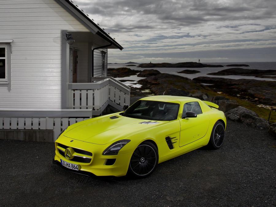  Mercedes-Benz SLS AMG E-Cell 2010 года  (фото 28 из 30)